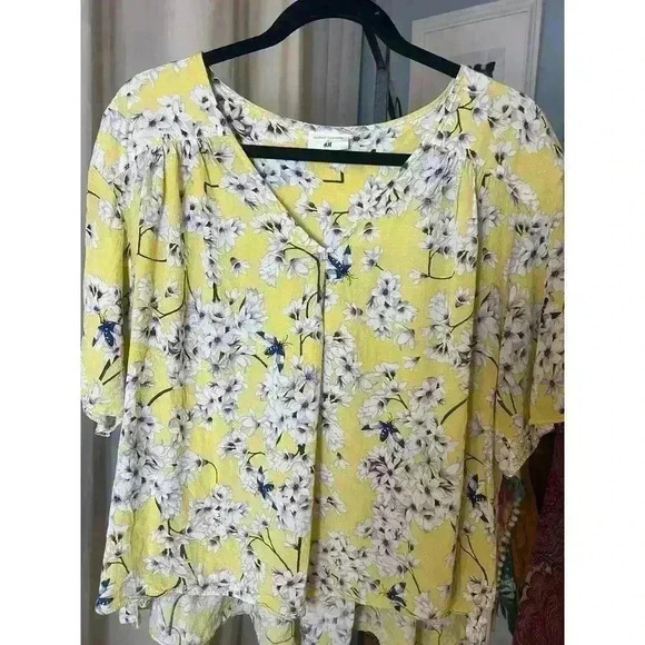 Anna Glover + H&M Honey Bee Top 
Size 14 - Picture 1 of 3